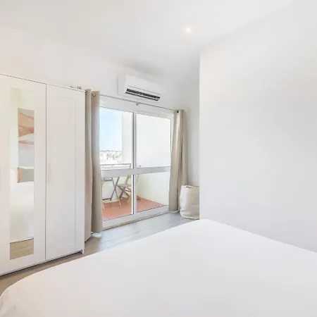 Διαμέρισμα Equador By Olala Homes