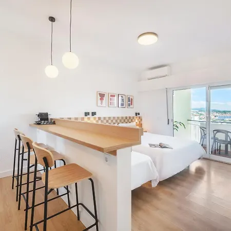 Equador By Olala Homes Apartment *
