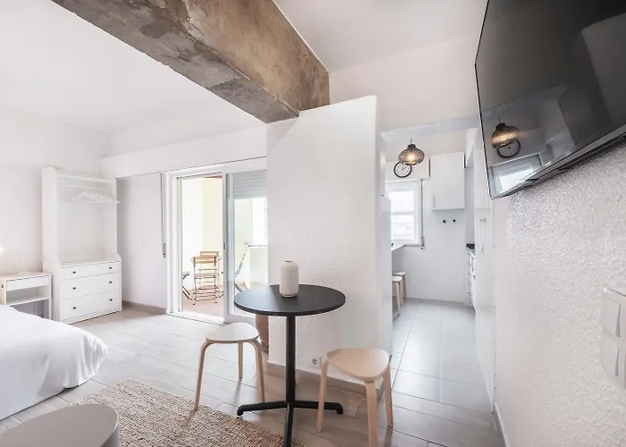 Equador By Olala Homes *